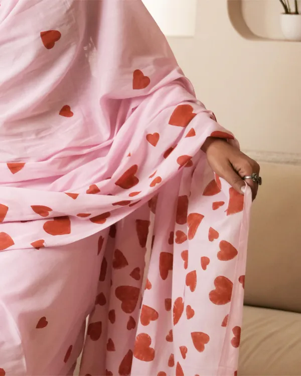 Pink_Cotton_Sweetheart_H_Block_Printed_Mul_Saree_With_Tassels_For_Women